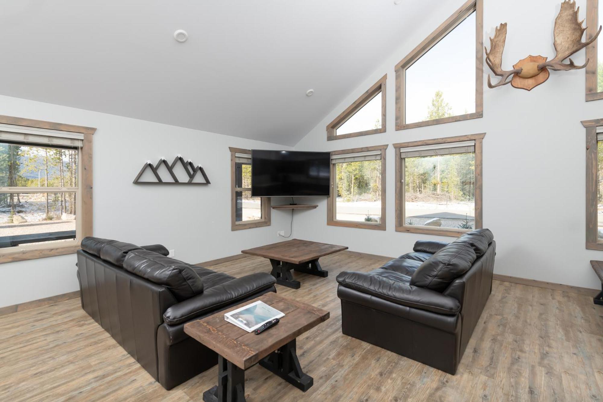 The Antler Ridge Cabin Valemount Exterior photo